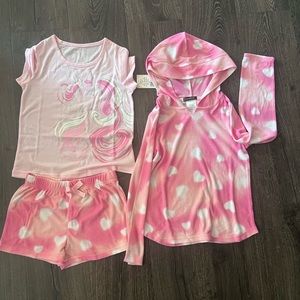 Cuddl Duds Hooded top , Tee, and shorts pj set